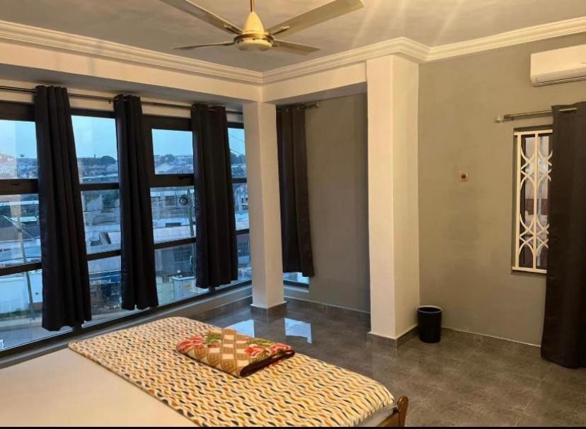 Baffour Apartments Adiebeba 외부 사진