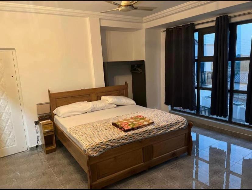 Baffour Apartments Adiebeba 외부 사진