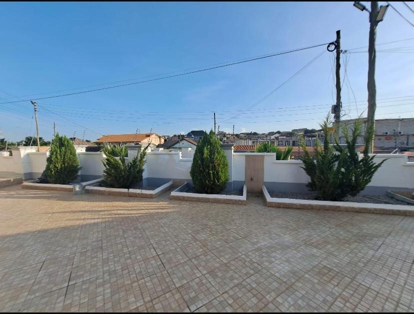 Baffour Apartments Adiebeba 외부 사진