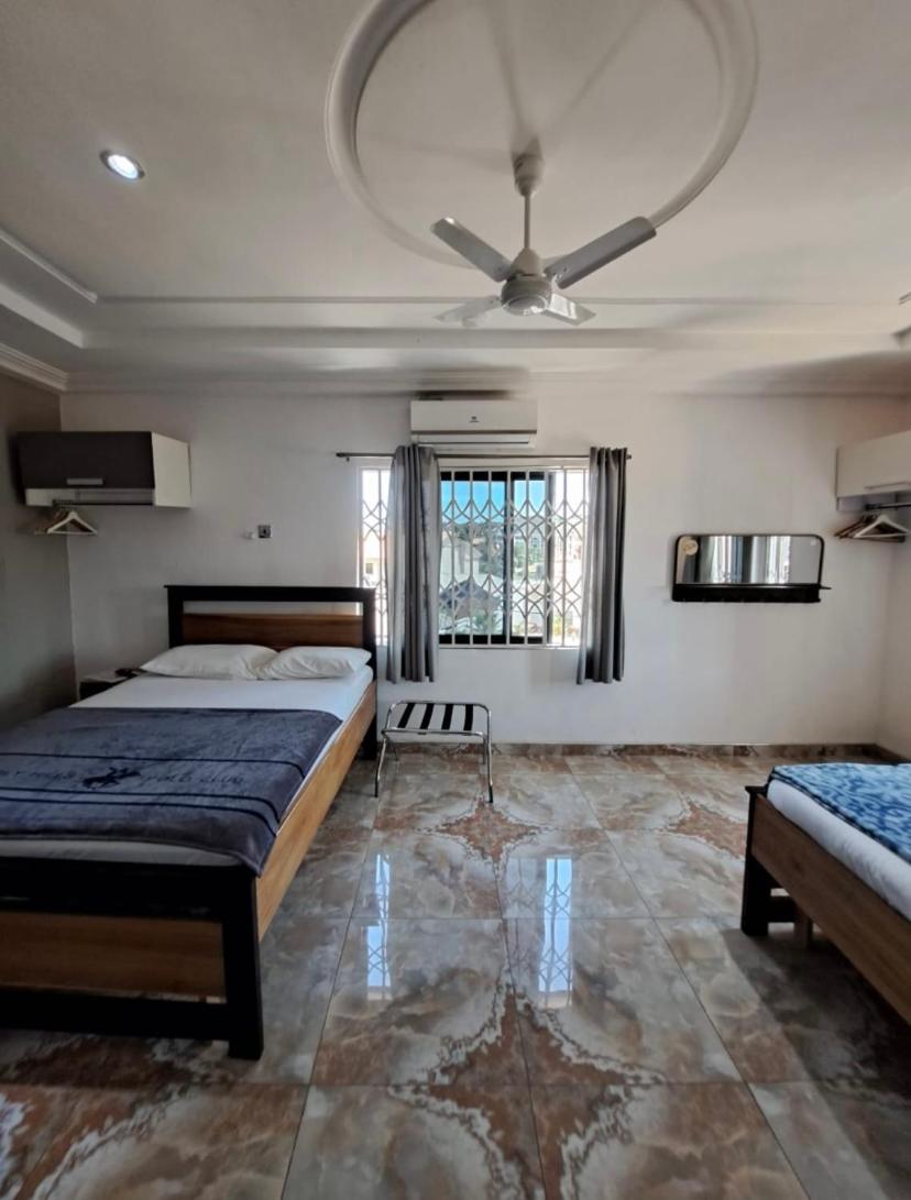 Baffour Apartments Adiebeba 외부 사진